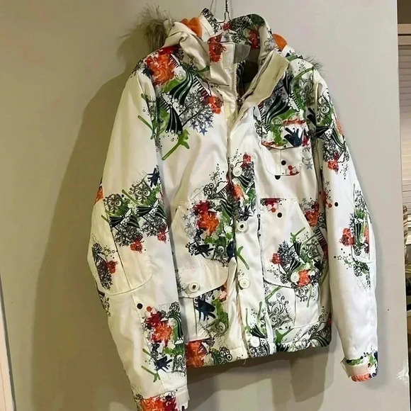 ❤️Host Picks❤️[L] CORE 5000 mm Powder Room  ski/snowboard jacket - Picture 1 of 13